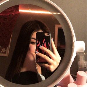 Meet your Posher, Jillian